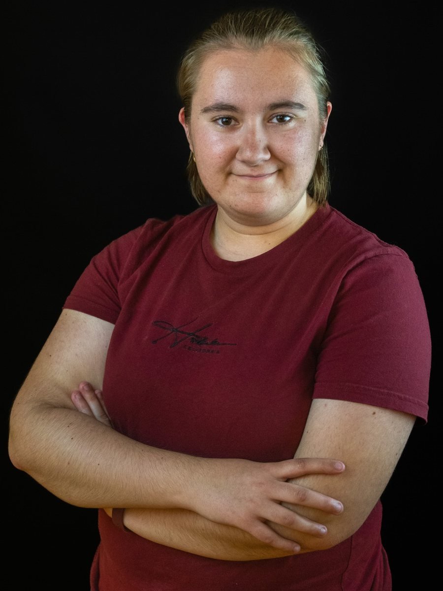 Portrait de Maëva Burillo, photographe professionnelle et présidente de l'association f26